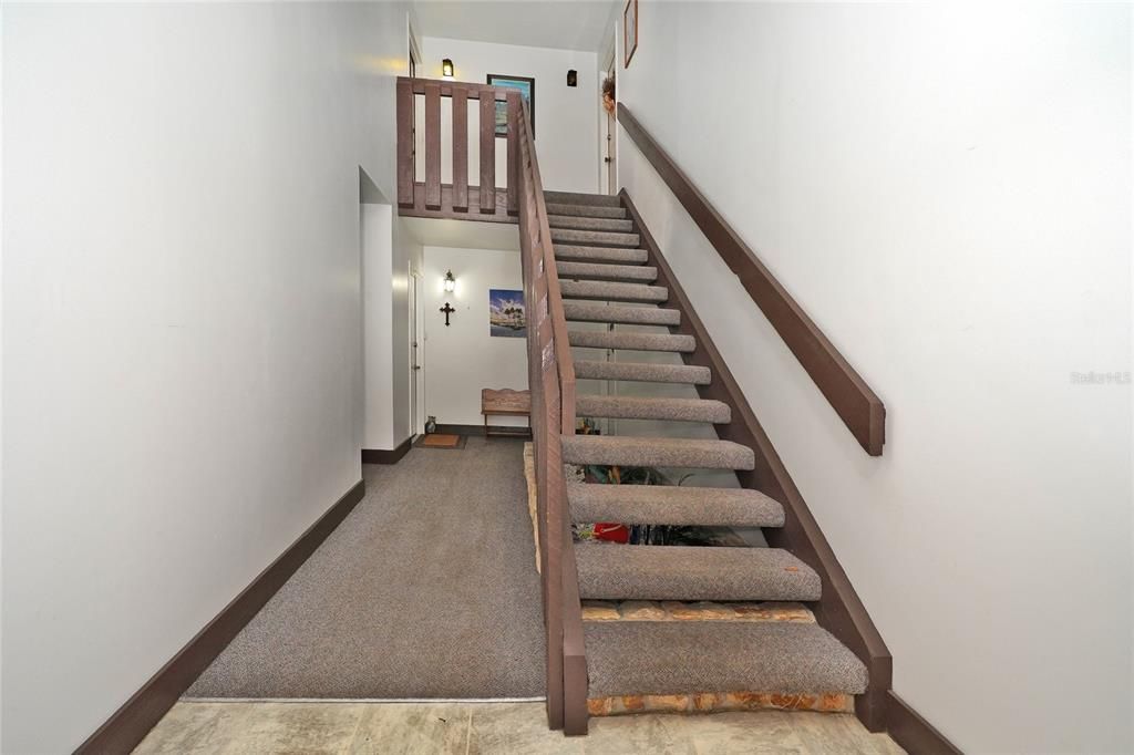 На продажу: $179,000 (2 спален, 2 ванн, 1320 Квадратных фут)