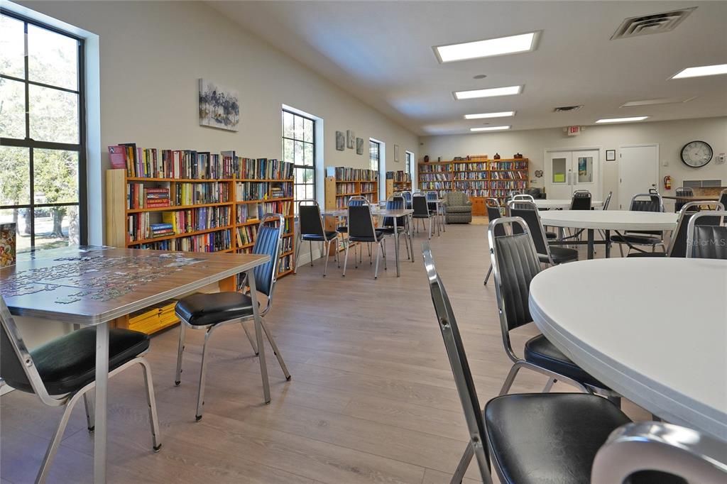 На продажу: $179,000 (2 спален, 2 ванн, 1320 Квадратных фут)