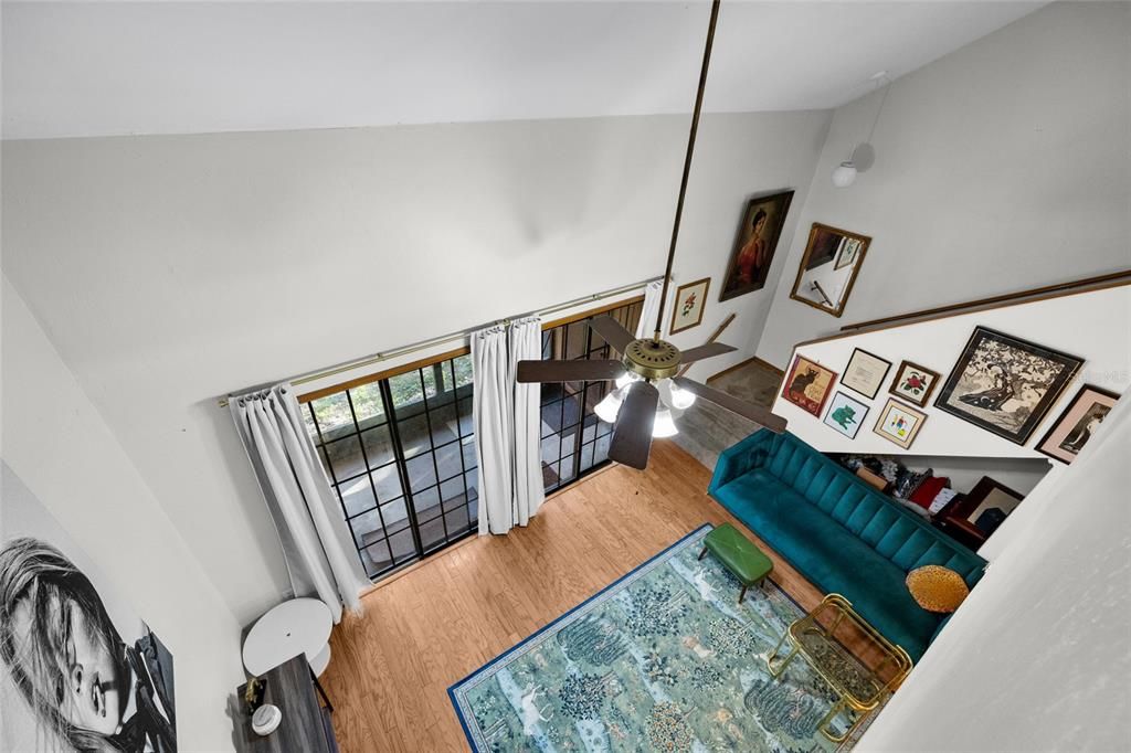 For Sale: $165,000 (2 beds, 2 baths, 1106 Square Feet)