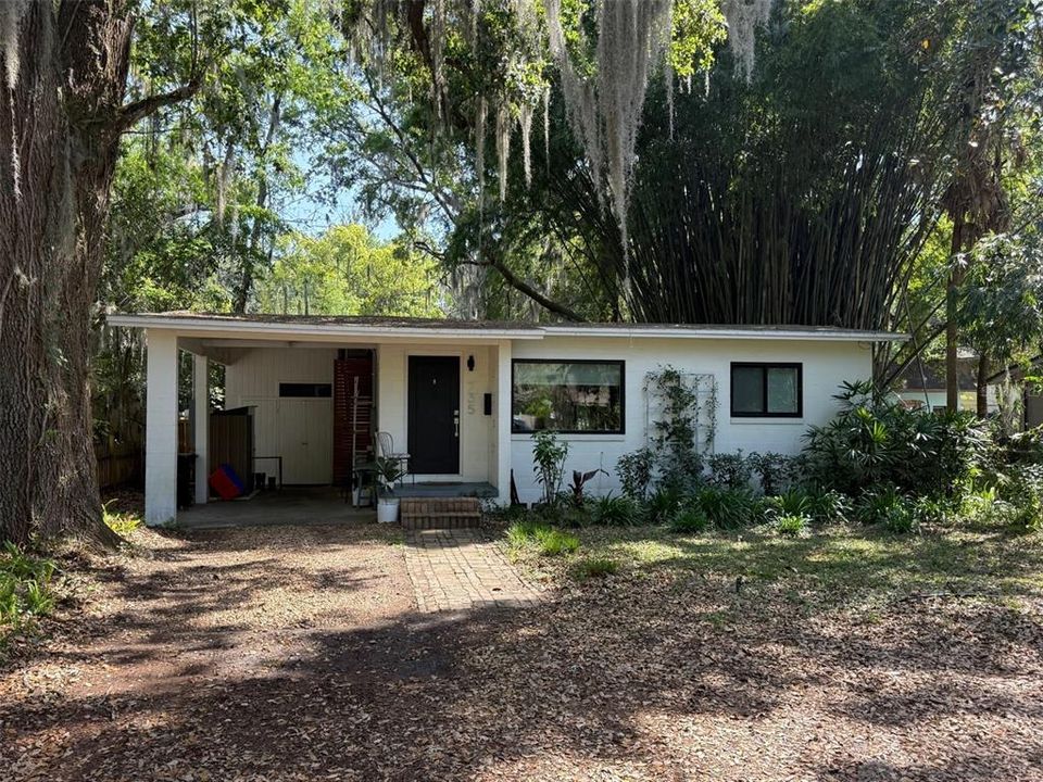 Недавно продано: $247,000 (2 спален, 1 ванн, 780 Квадратных фут)