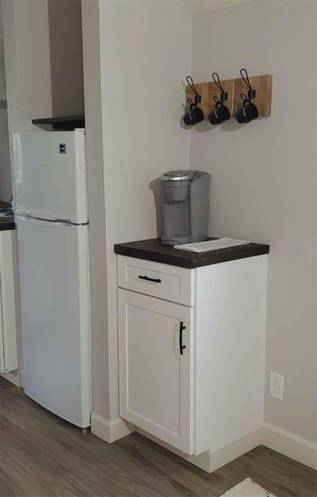 待售: $235,000 (3.30 acres)