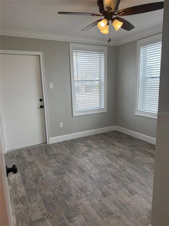 For Rent: $2,300 (2 beds, 1 baths, 600 Square Feet)