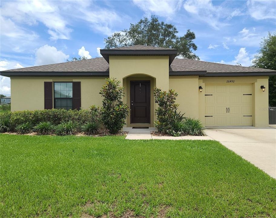 Recientemente alquilado: $1,550 (2 camas, 2 baños, 1044 Pies cuadrados)