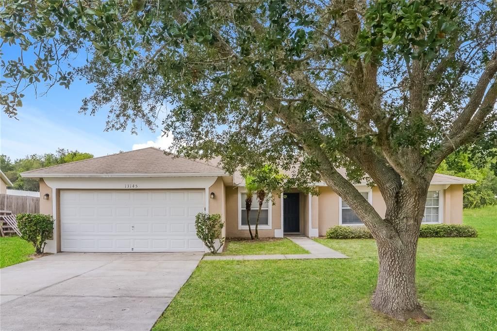 Recently Rented: $2,240 (4 beds, 2 baths, 1523 Square Feet)