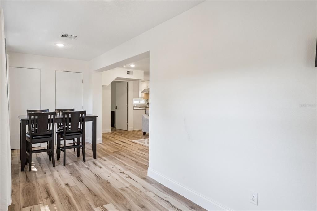 For Sale: $549,000 (2 beds, 2 baths, 1429 Square Feet)