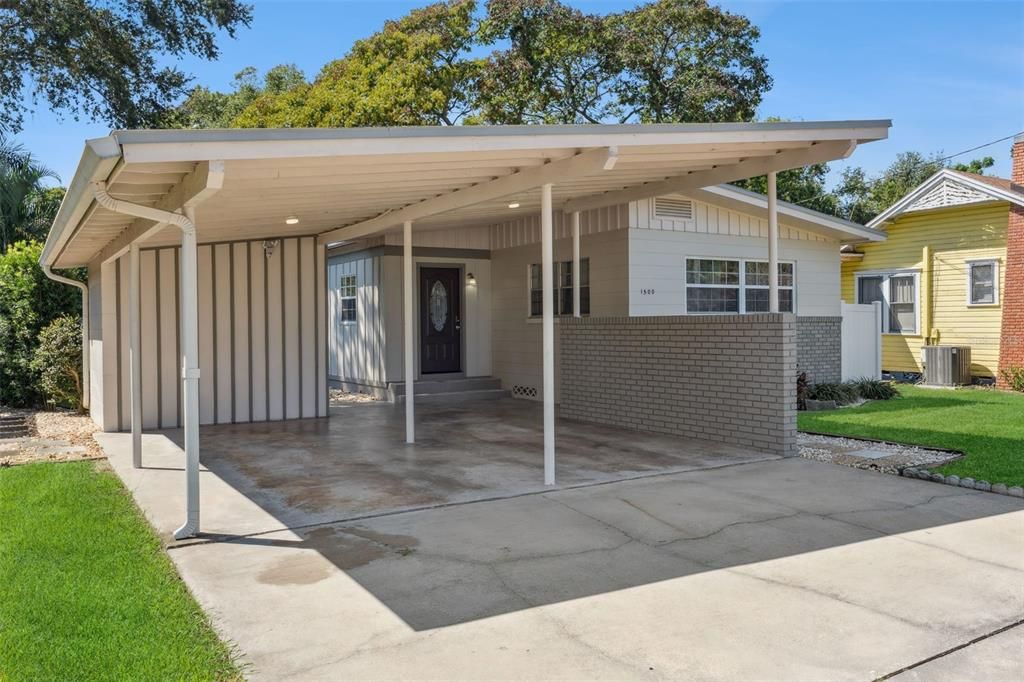 For Sale: $549,000 (2 beds, 2 baths, 1429 Square Feet)