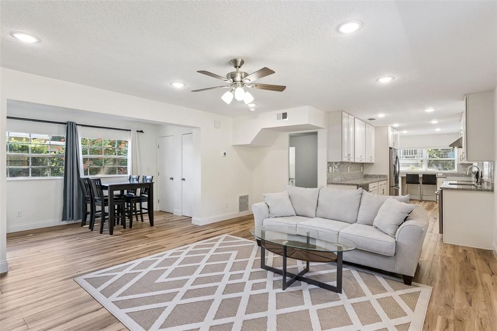 For Sale: $549,000 (2 beds, 2 baths, 1429 Square Feet)