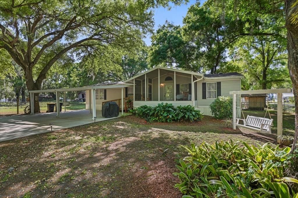 Recently Sold: $265,000 (3 beds, 2 baths, 1512 Square Feet)