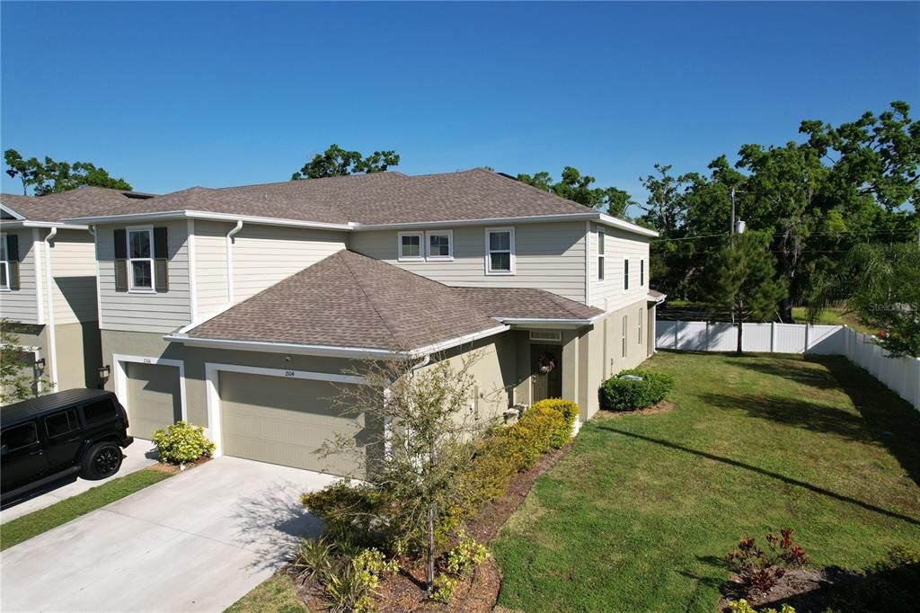 Недавно продано: $340,000 (3 спален, 2 ванн, 1860 Квадратных фут)