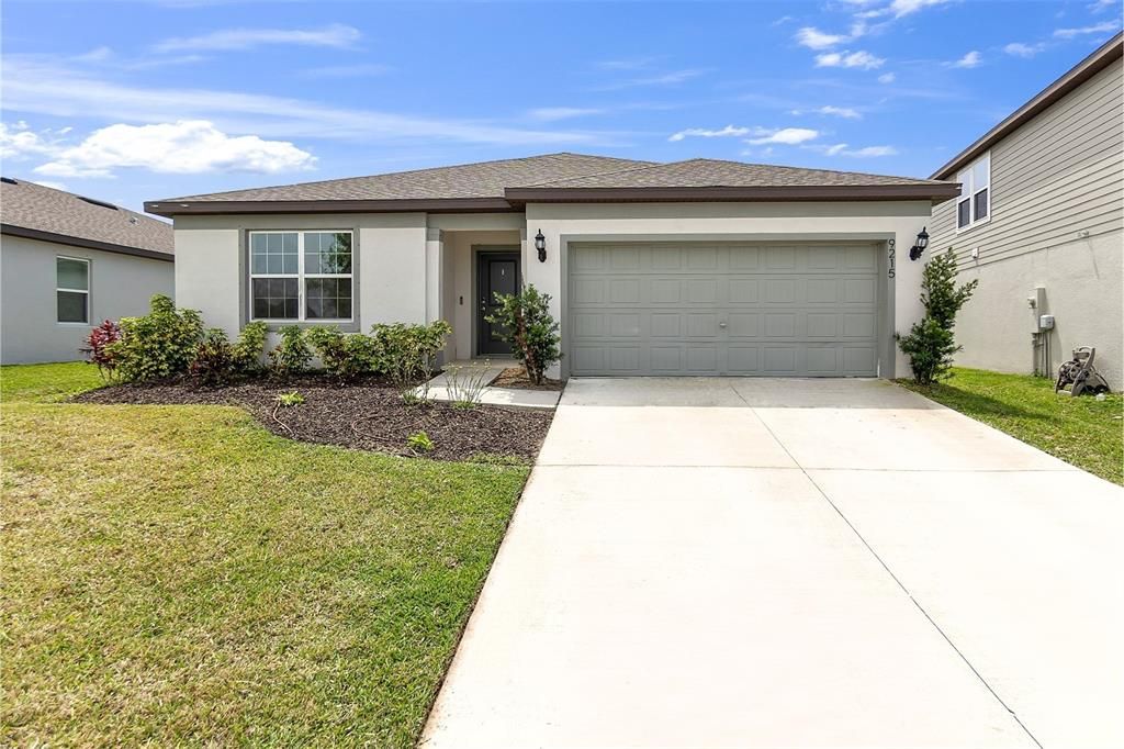 Recently Sold: $399,900 (4 beds, 2 baths, 2164 Square Feet)