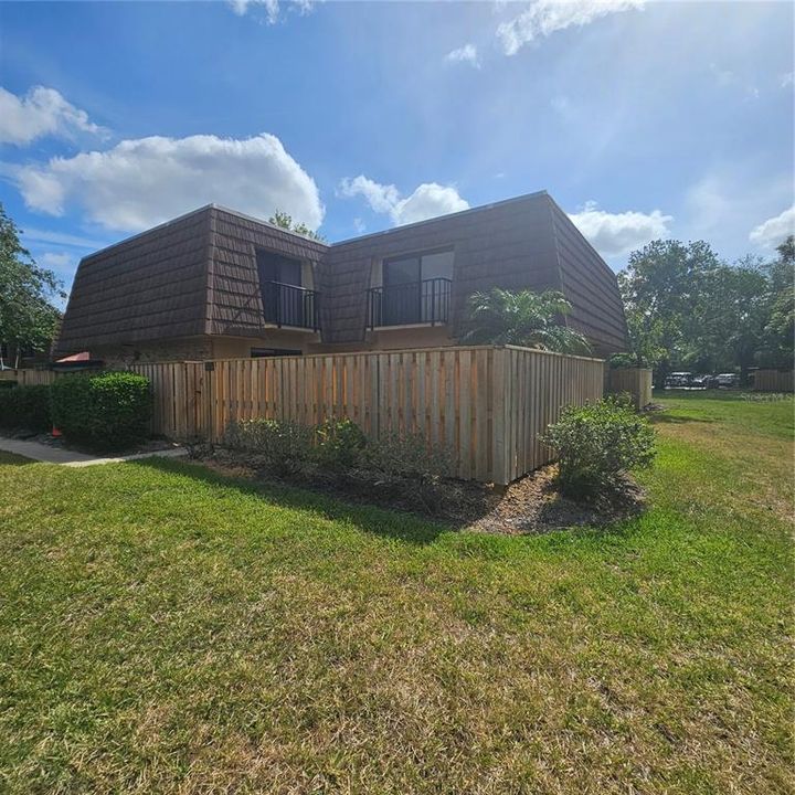 Activo con contrato: $210,000 (2 camas, 2 baños, 1285 Pies cuadrados)