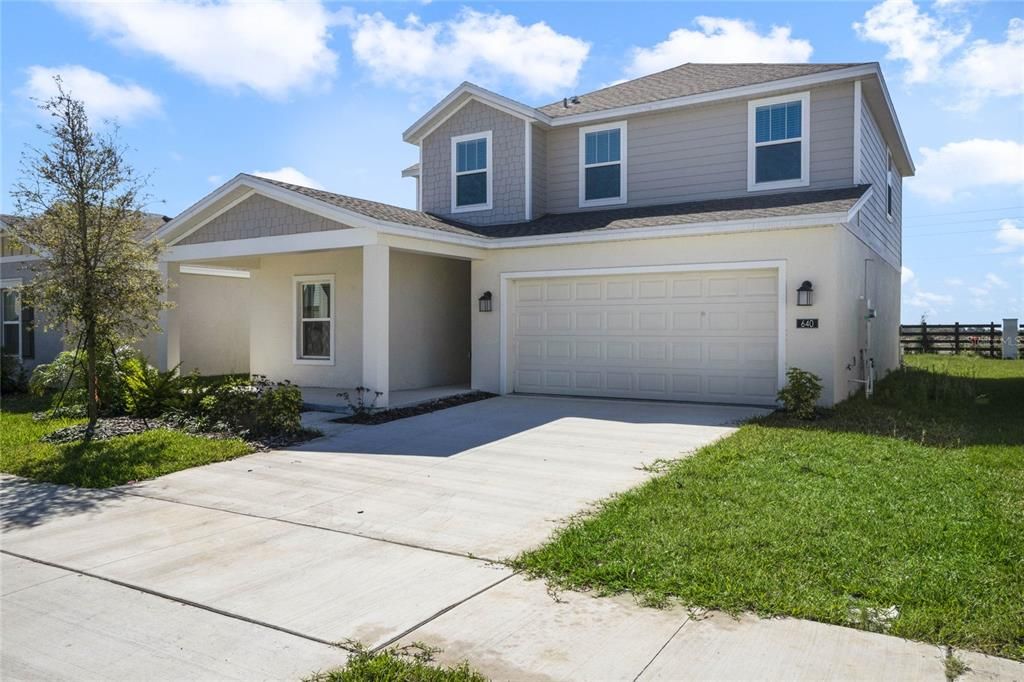 For Sale: $305,000 (4 beds, 3 baths, 2081 Square Feet)