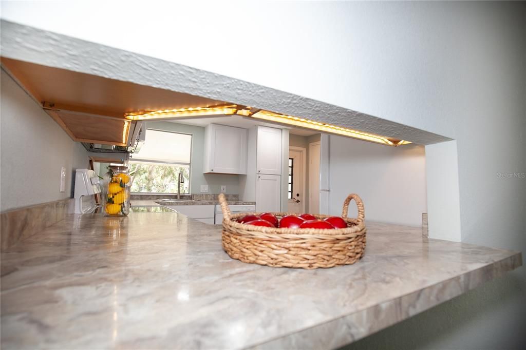 En Venta: $167,900 (2 camas, 2 baños, 1332 Pies cuadrados)