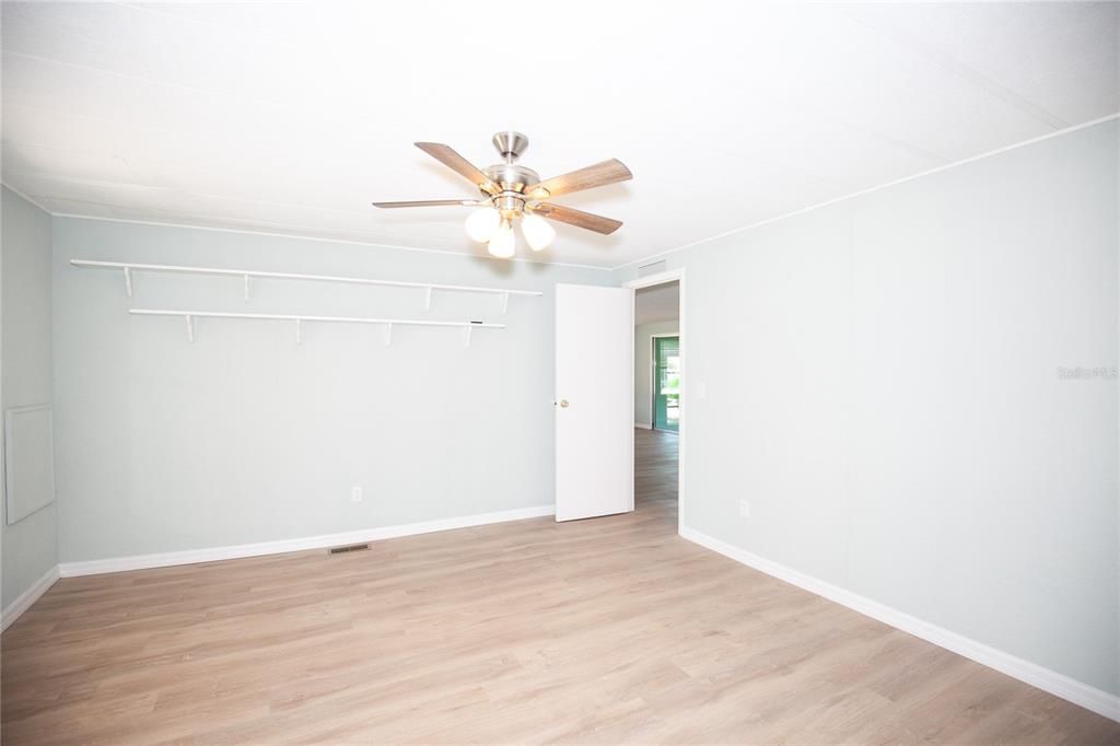 En Venta: $167,900 (2 camas, 2 baños, 1332 Pies cuadrados)