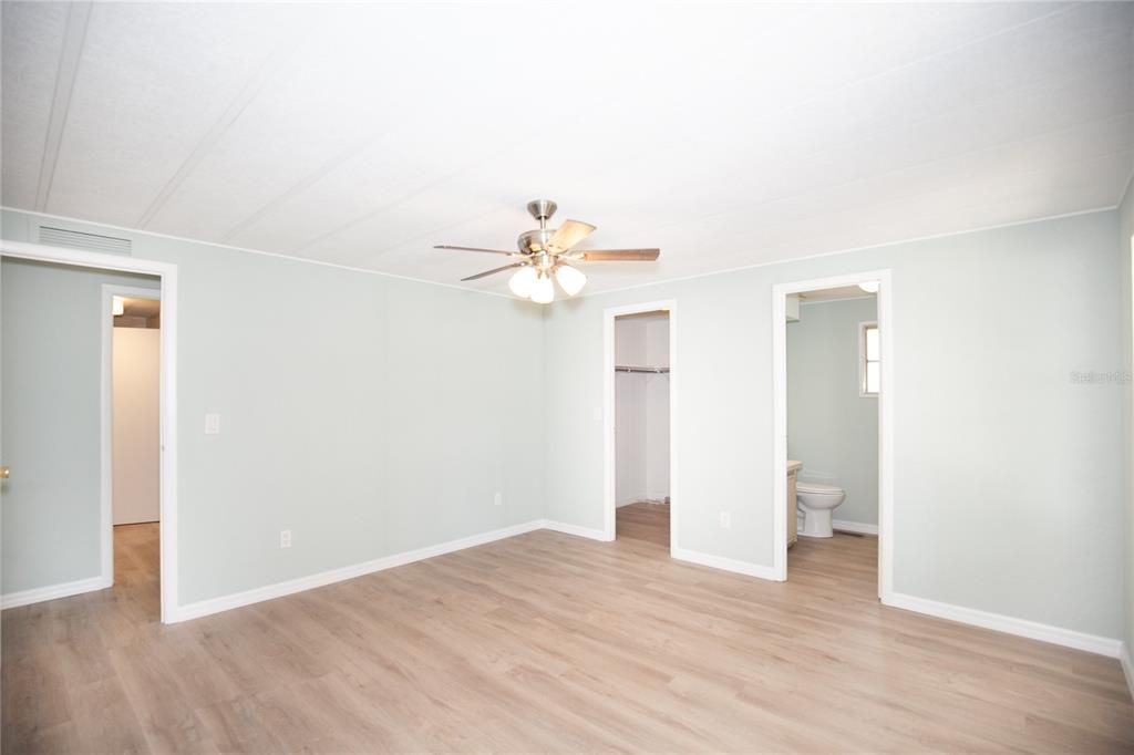 En Venta: $167,900 (2 camas, 2 baños, 1332 Pies cuadrados)