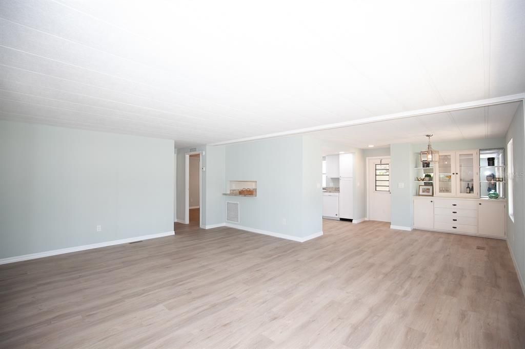 En Venta: $167,900 (2 camas, 2 baños, 1332 Pies cuadrados)