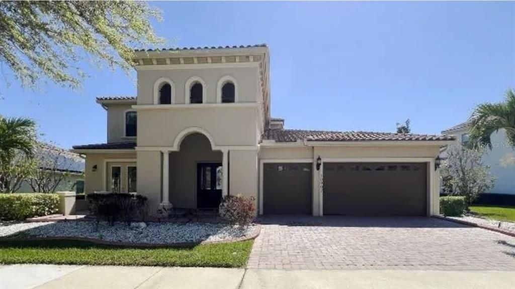 Recently Sold: $1,100,000 (5 beds, 4 baths, 3886 Square Feet)