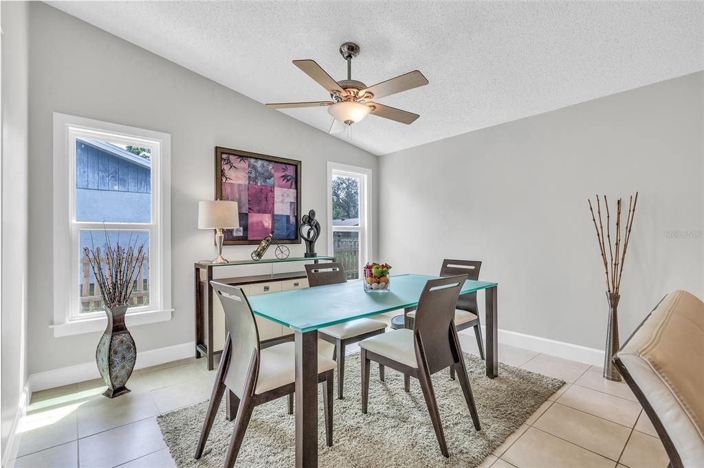 For Sale: $575,000 (4 beds, 3 baths, 1950 Square Feet)