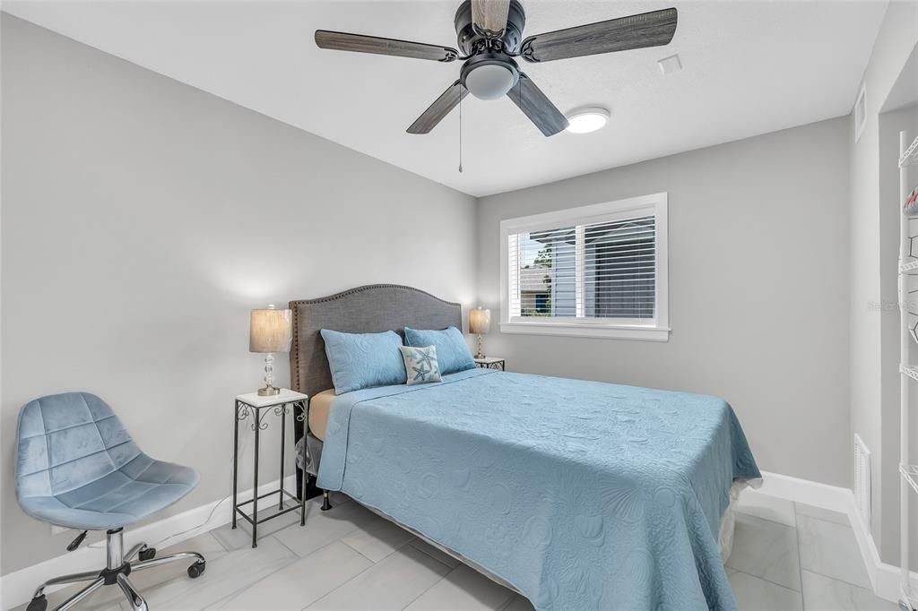 For Sale: $575,000 (4 beds, 3 baths, 1950 Square Feet)