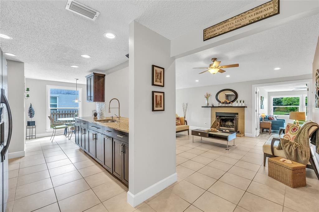 For Sale: $575,000 (4 beds, 3 baths, 1950 Square Feet)