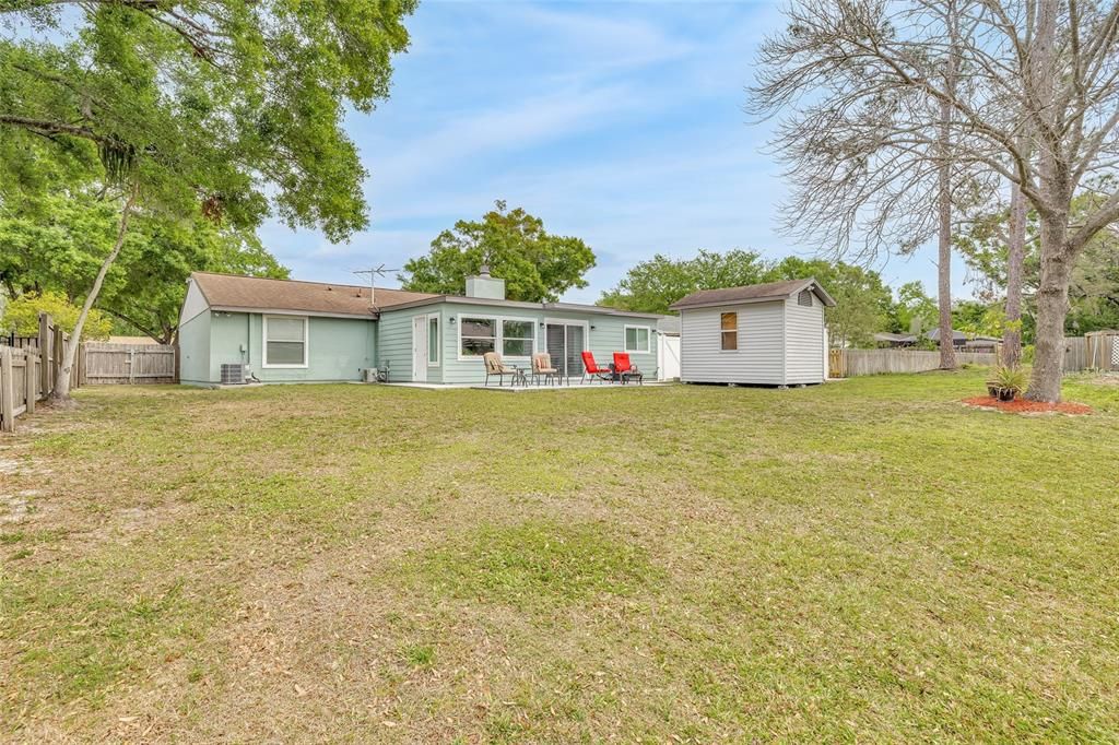 For Sale: $575,000 (4 beds, 3 baths, 1950 Square Feet)