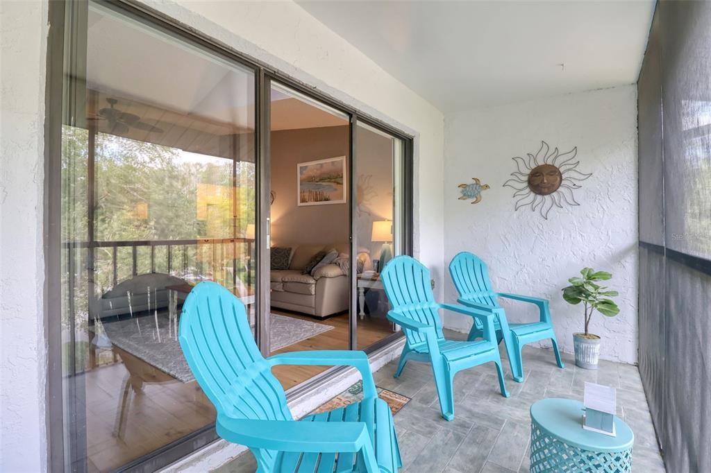 Active With Contract: $179,000 (2 beds, 2 baths, 1040 Square Feet)