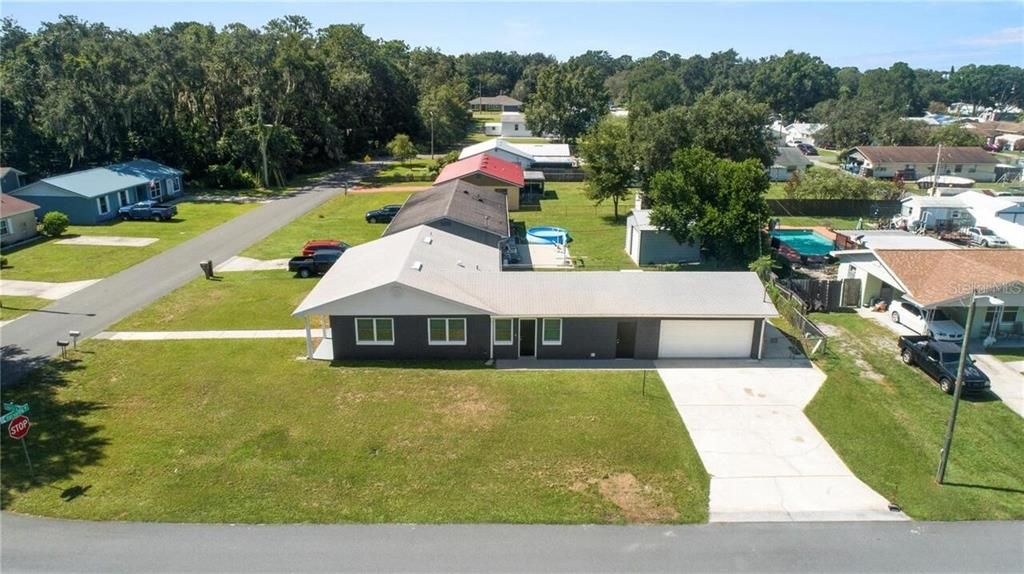 En Venta: $318,000 (3 camas, 2 baños, 1570 Pies cuadrados)