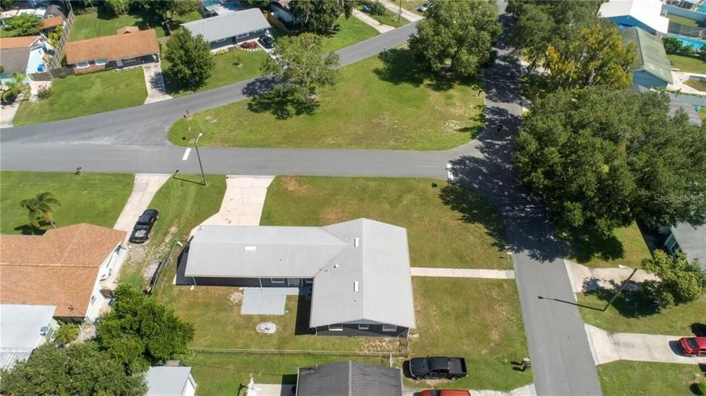 En Venta: $318,000 (3 camas, 2 baños, 1570 Pies cuadrados)