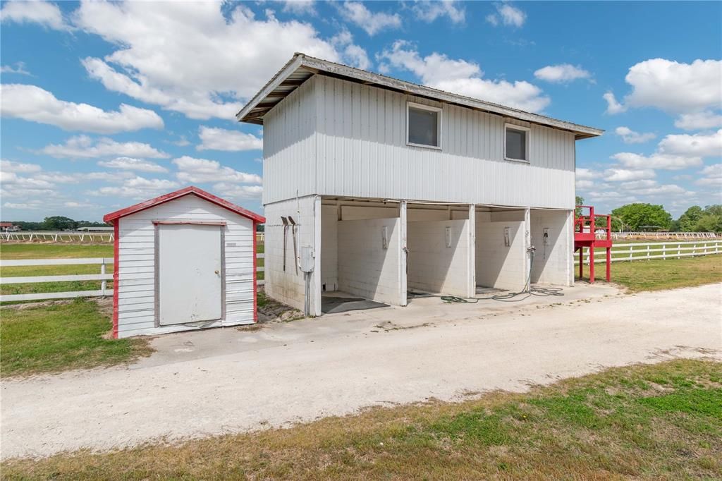 На продажу: $3,500,000 (5 спален, 5 ванн, 5472 Квадратных фут)