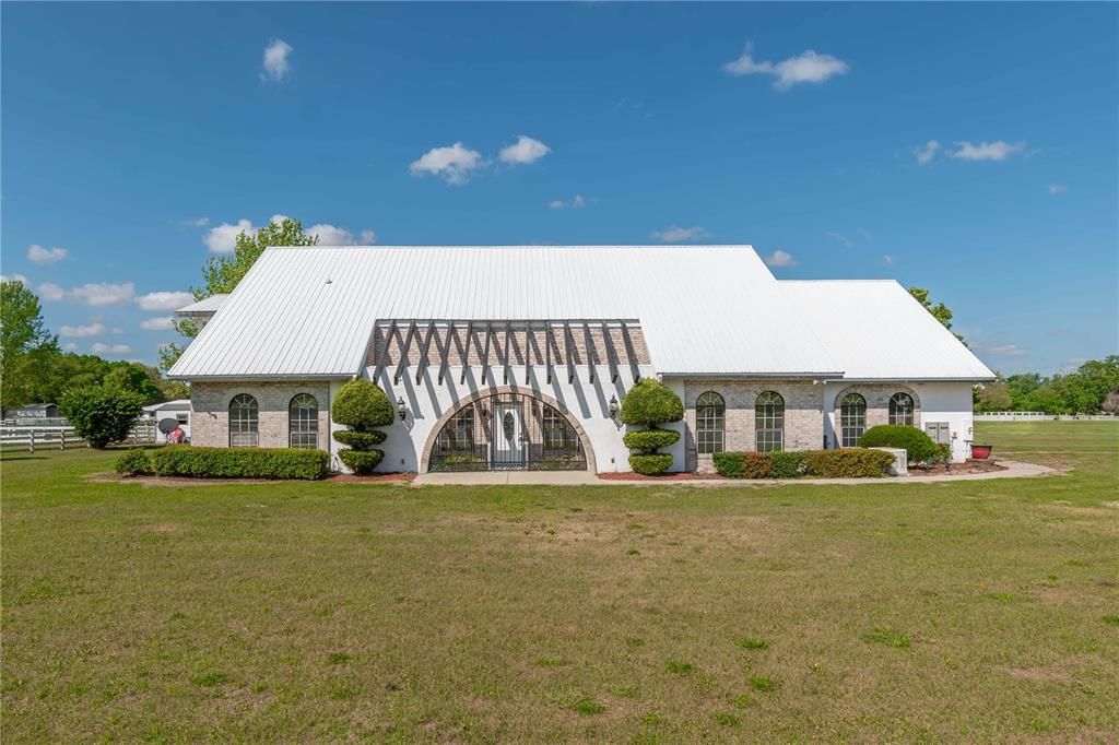 На продажу: $3,500,000 (5 спален, 5 ванн, 5472 Квадратных фут)