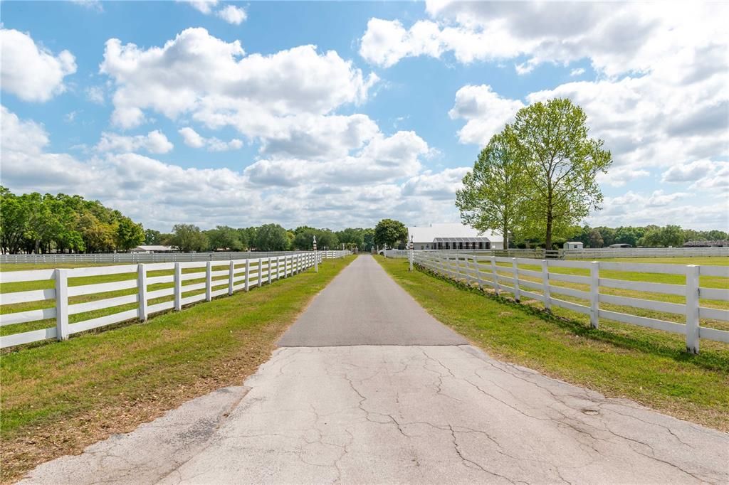 На продажу: $3,500,000 (5 спален, 5 ванн, 5472 Квадратных фут)