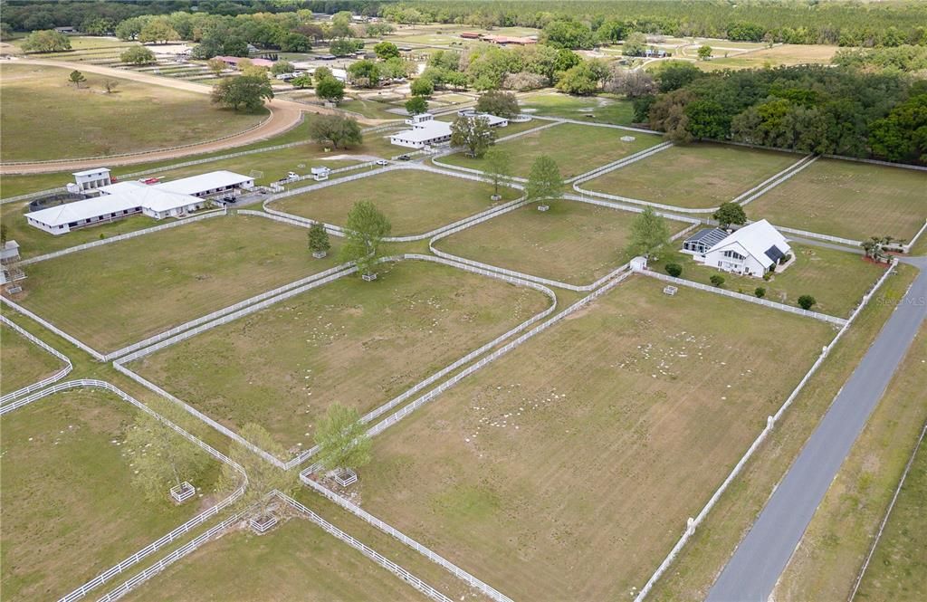 На продажу: $3,500,000 (5 спален, 5 ванн, 5472 Квадратных фут)