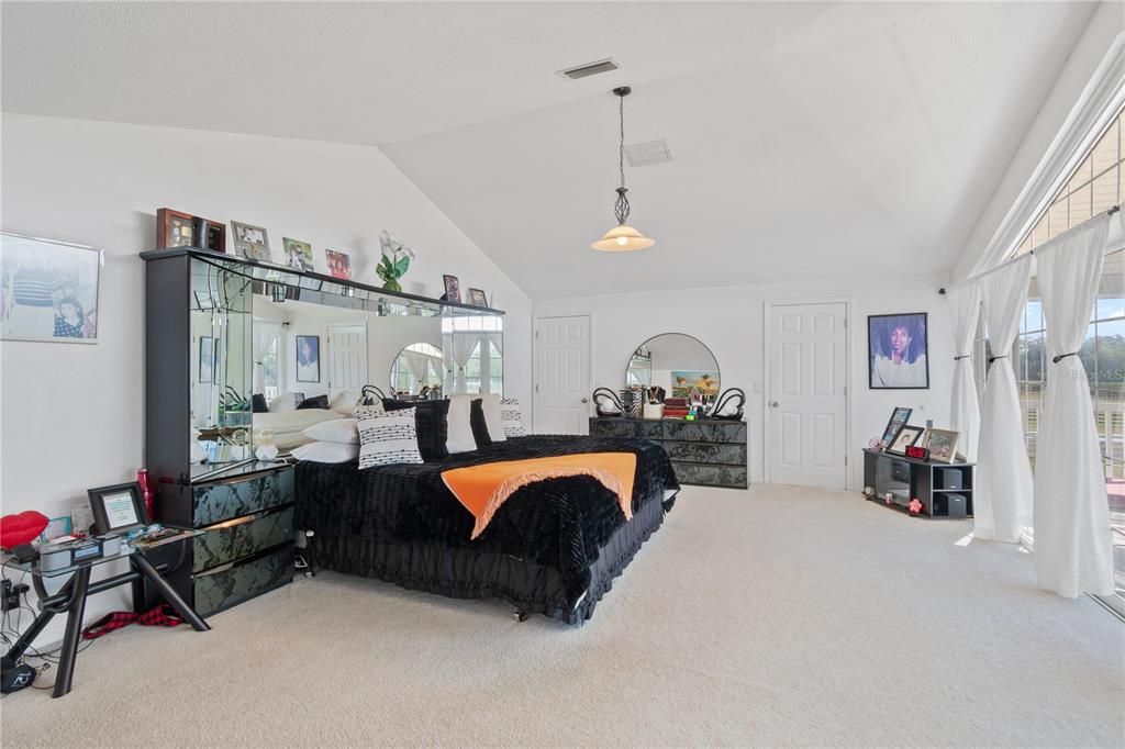 На продажу: $3,500,000 (5 спален, 5 ванн, 5472 Квадратных фут)