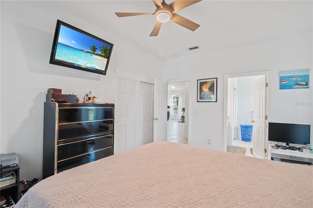 На продажу: $3,500,000 (5 спален, 5 ванн, 5472 Квадратных фут)