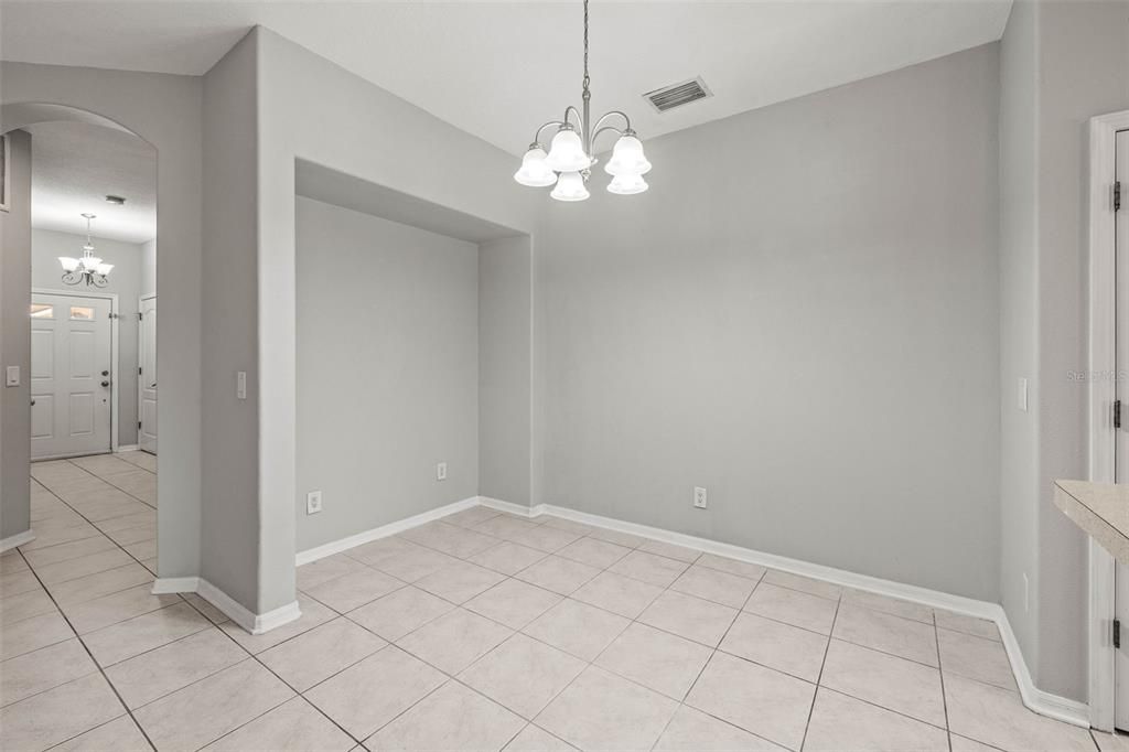 待售: $225,000 (3 贝兹, 2 浴室, 1513 平方英尺)