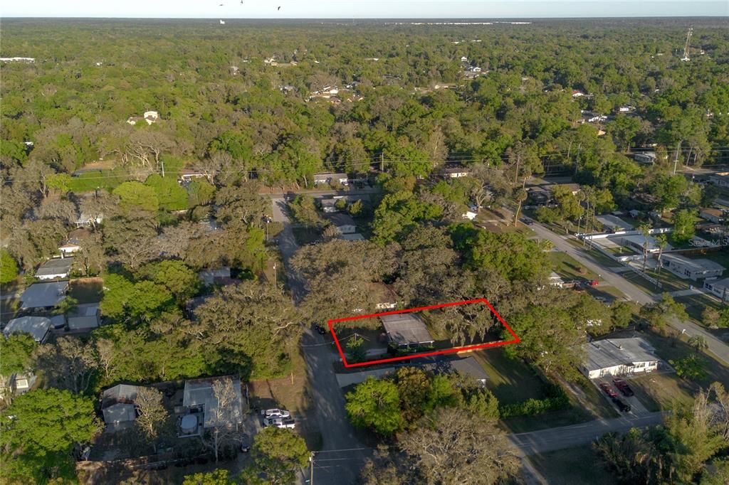 На продажу: $220,000 (2 спален, 1 ванн, 837 Квадратных фут)