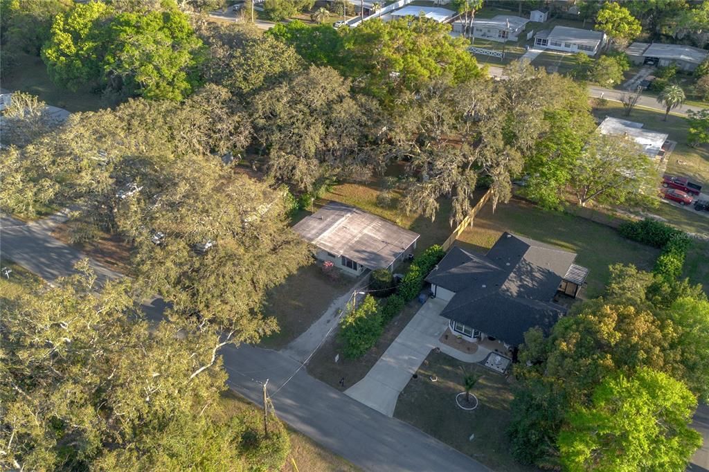 На продажу: $220,000 (2 спален, 1 ванн, 837 Квадратных фут)