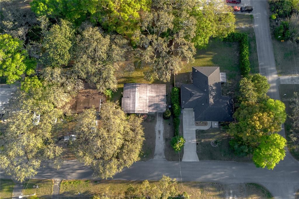 На продажу: $220,000 (2 спален, 1 ванн, 837 Квадратных фут)