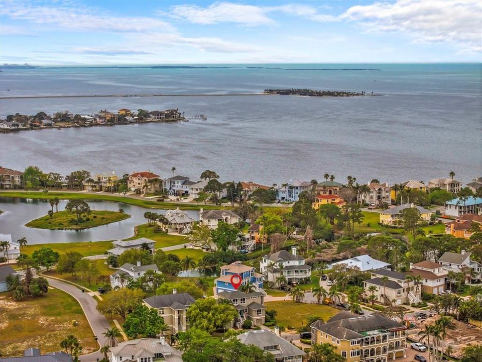 На продажу: $799,900 (3 спален, 2 ванн, 2390 Квадратных фут)