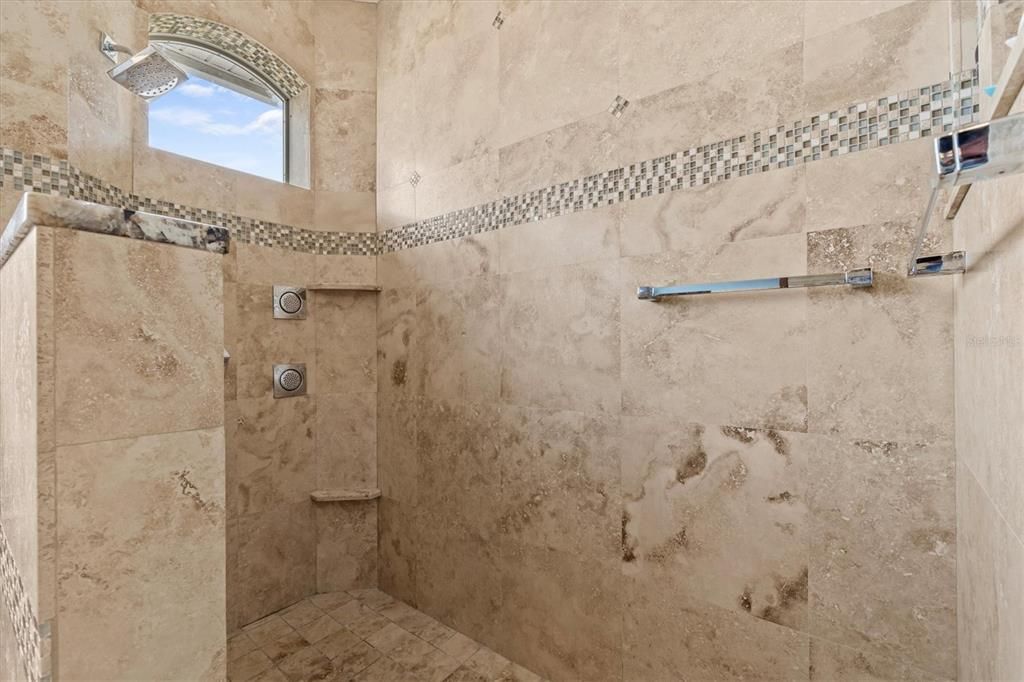 На продажу: $799,900 (3 спален, 2 ванн, 2390 Квадратных фут)