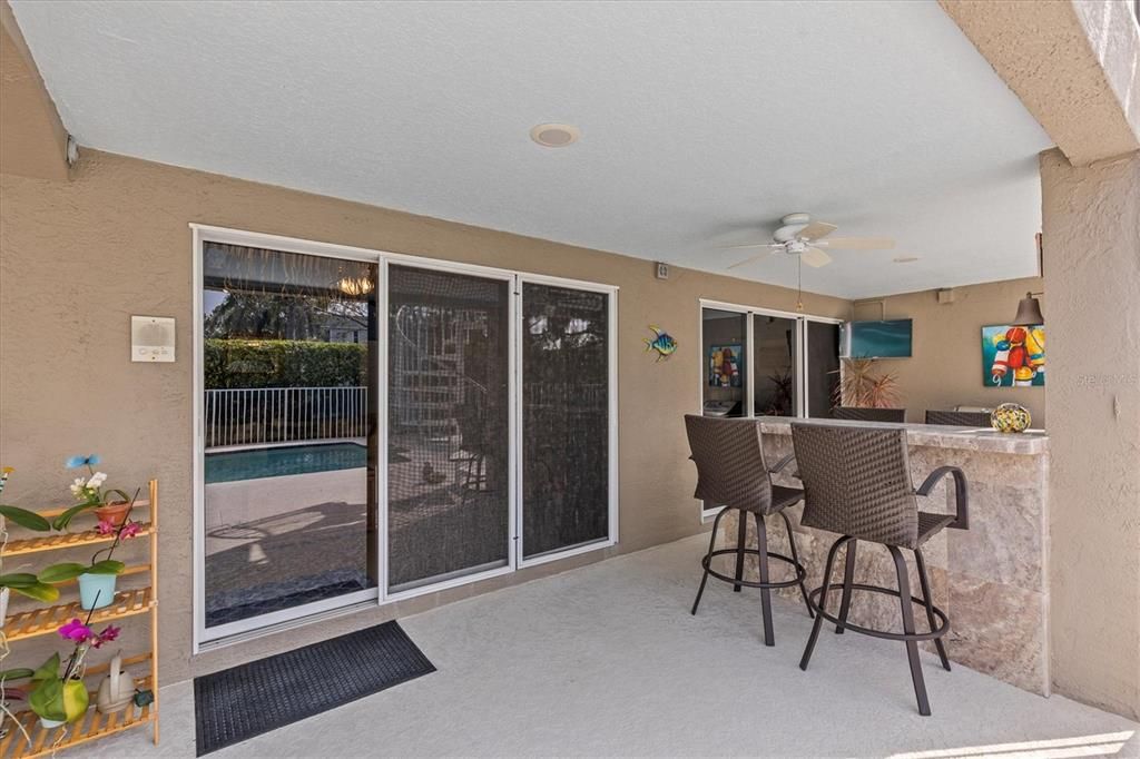 На продажу: $799,900 (3 спален, 2 ванн, 2390 Квадратных фут)