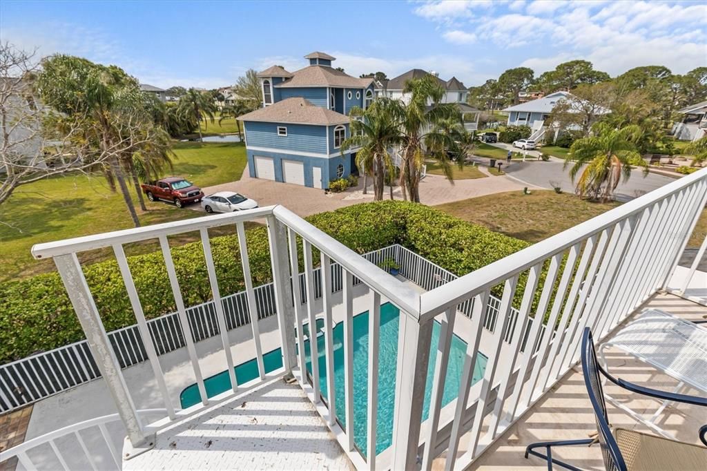 На продажу: $799,900 (3 спален, 2 ванн, 2390 Квадратных фут)