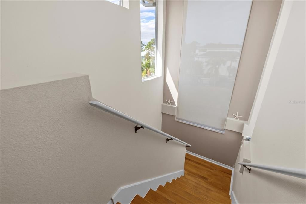 На продажу: $799,900 (3 спален, 2 ванн, 2390 Квадратных фут)