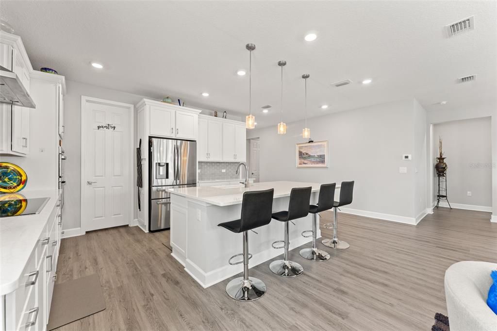 For Sale: $745,000 (3 beds, 2 baths, 2120 Square Feet)