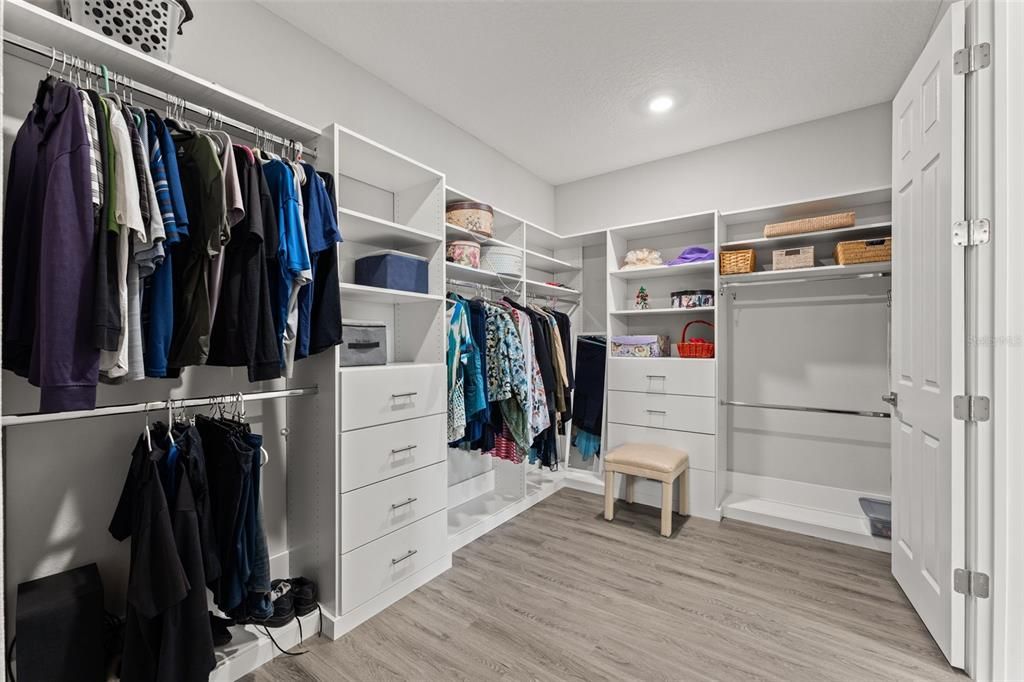 For Sale: $745,000 (3 beds, 2 baths, 2120 Square Feet)