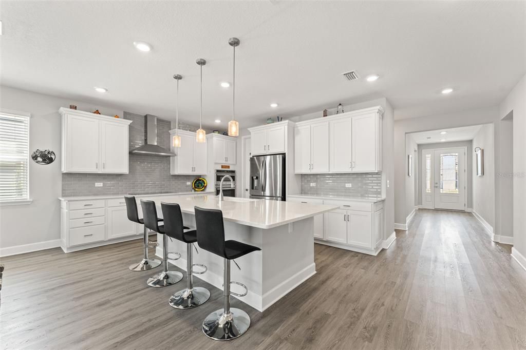 For Sale: $745,000 (3 beds, 2 baths, 2120 Square Feet)