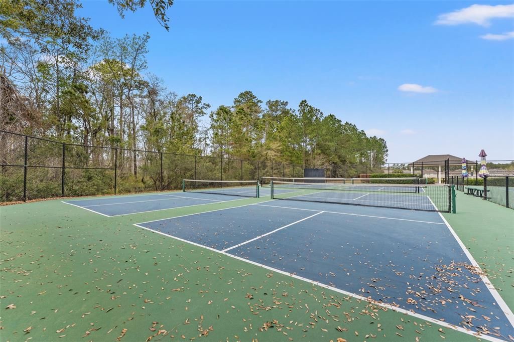 For Sale: $745,000 (3 beds, 2 baths, 2120 Square Feet)