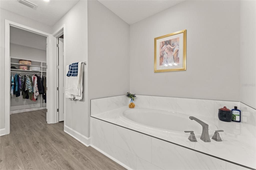 For Sale: $745,000 (3 beds, 2 baths, 2120 Square Feet)