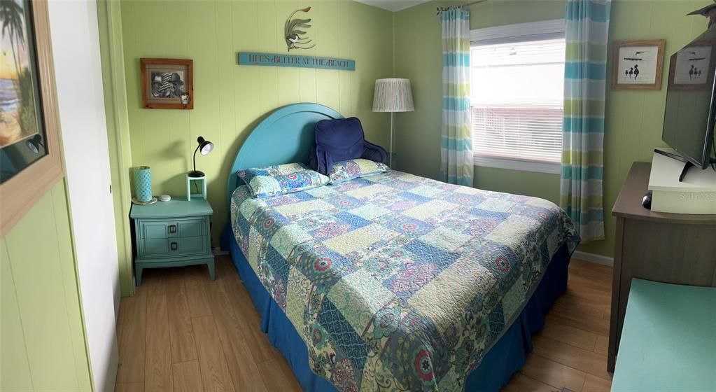 Active With Contract: $187,000 (2 beds, 2 baths, 1112 Square Feet)