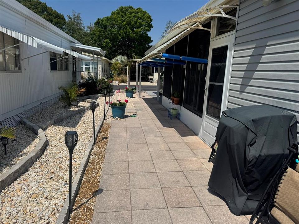 Active With Contract: $187,000 (2 beds, 2 baths, 1112 Square Feet)